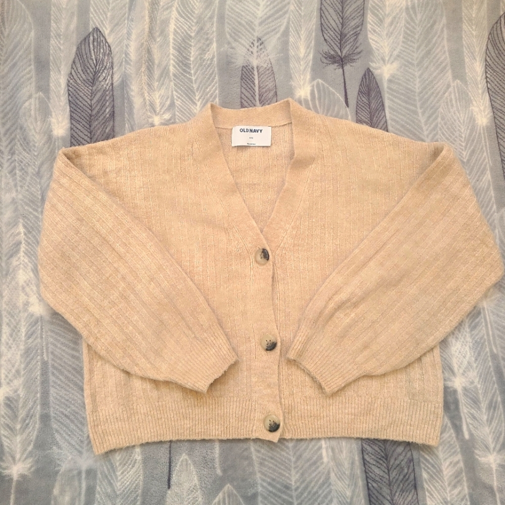 Cropped Cardigan beige button front girls old navy sz 8 med.